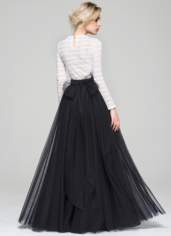 Robe Trapèze Noire En Tulle - gallery 3