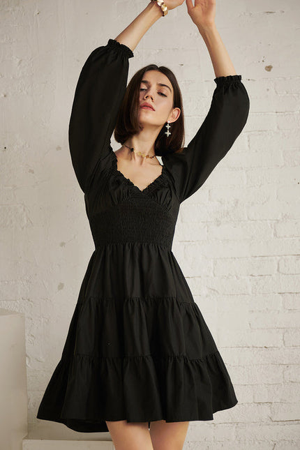 Robe Noire À Volants Mini Chic - gallery 1