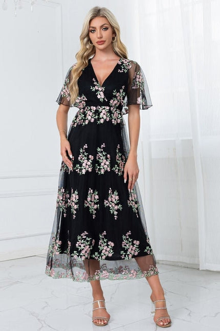 Robe Noire Broderie
