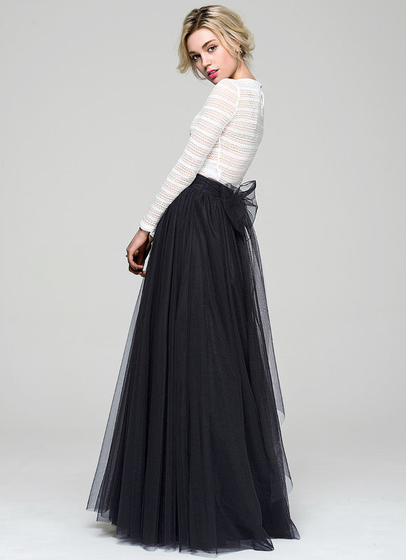 Robe Trapèze Noire En Tulle - gallery 2