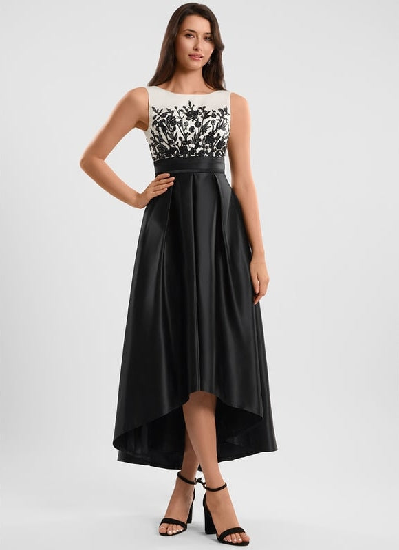Robe De Bal Noire Élégante