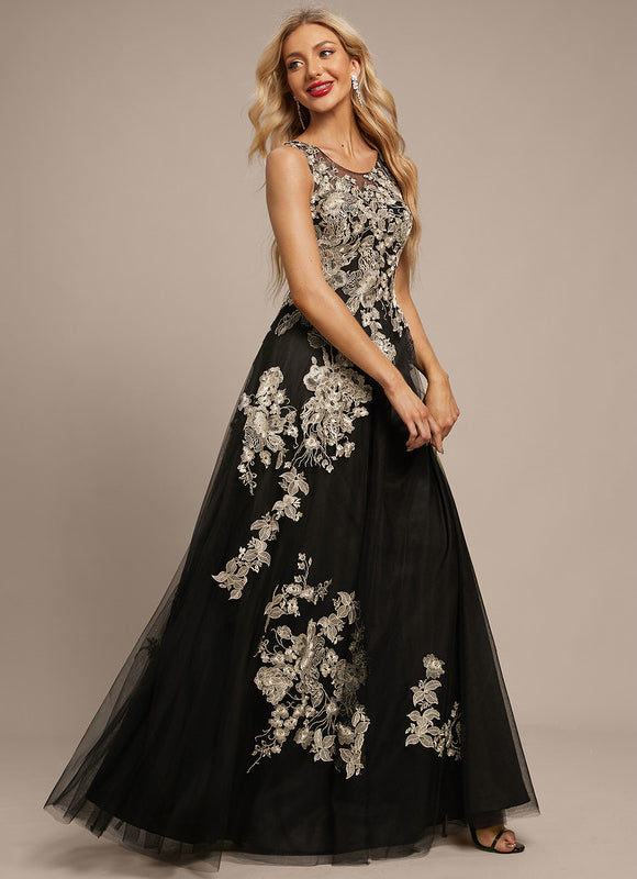 Robe Noire Luxe Tulle Brodé - gallery 1