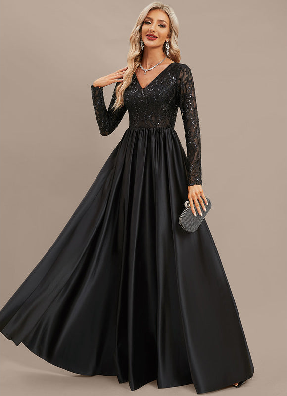 Robe Noire Luxe Satinée Élégante - gallery 2