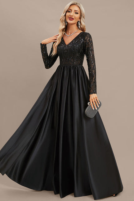 Robe Noire Luxe Satinée Élégante - gallery 2