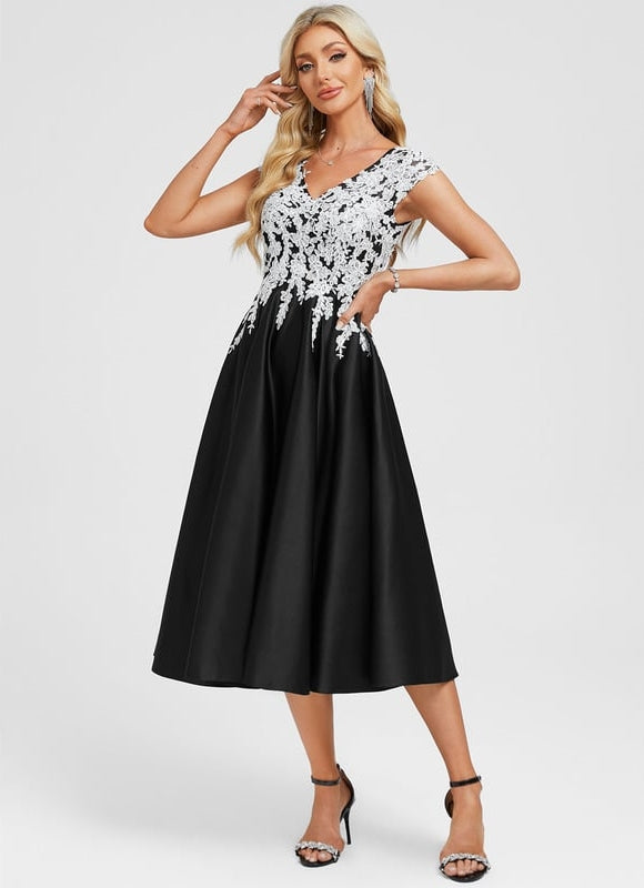 Robe Noire Décolleté Plongeant