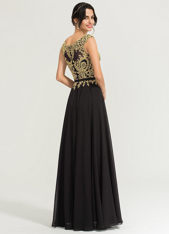 Robe Noire Luxe À Broderies Dorées - gallery 4