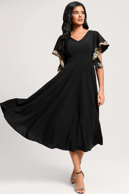 Robe Trapèze Chic À Appliques Dorées - gallery 5