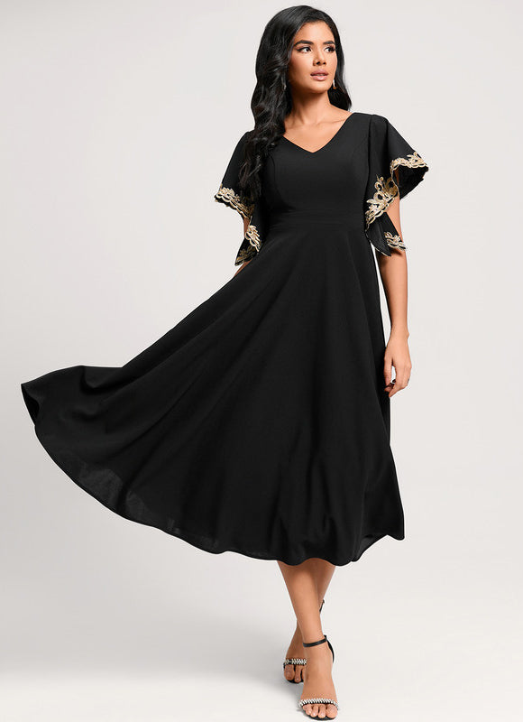 Robe Trapèze Chic À Appliques Dorées - gallery 5