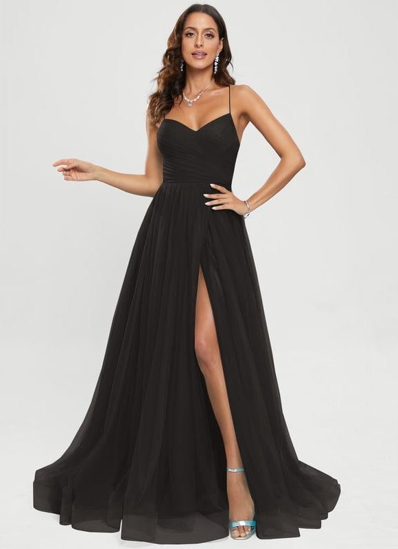 Robe Noire Luxe Tulle