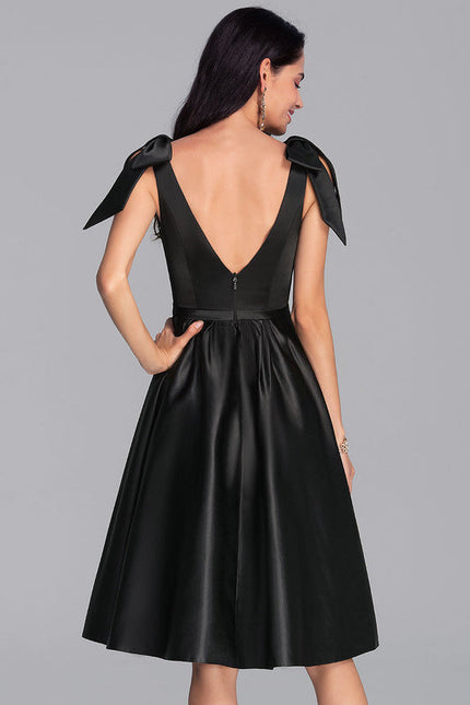 Robe Noire Luxe Satinée À Nœuds - gallery 1