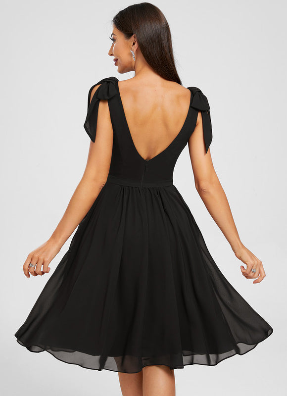 Robe Noire Chic À Nœuds - gallery 2