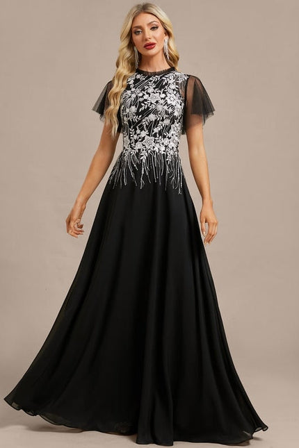Robe Trapèze Élégante À Manches.