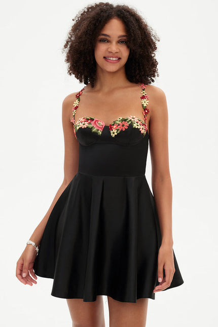 Robe Noire Luxe Brodée - gallery 4