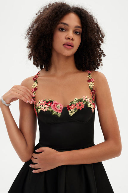 Robe Noire Luxe Brodée - gallery 5