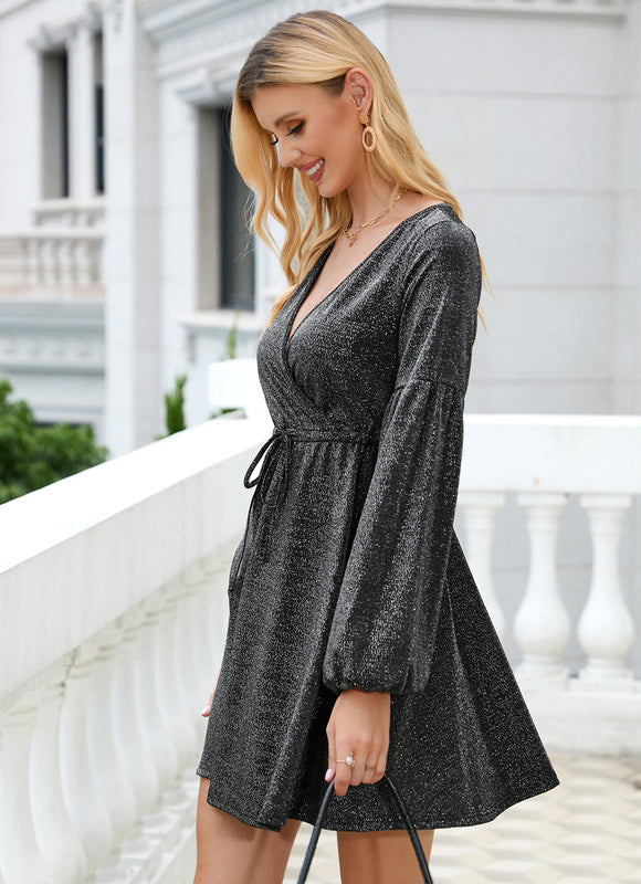 Robe Scintillante Col V Courte Élégante - gallery 3