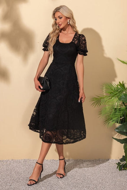 Robe Noire Chic À Manches Bouffantes
