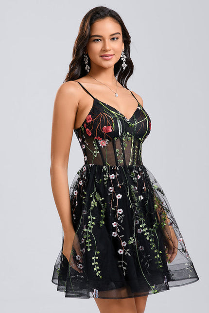 Robe Noire À Fleurs Brodées - gallery 2