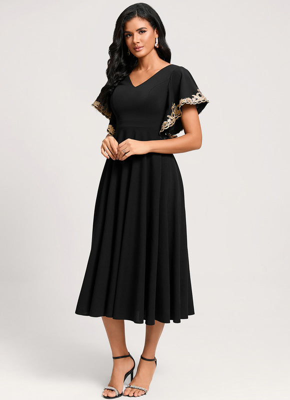 Robe Trapèze Chic À Appliques Dorées - gallery 4