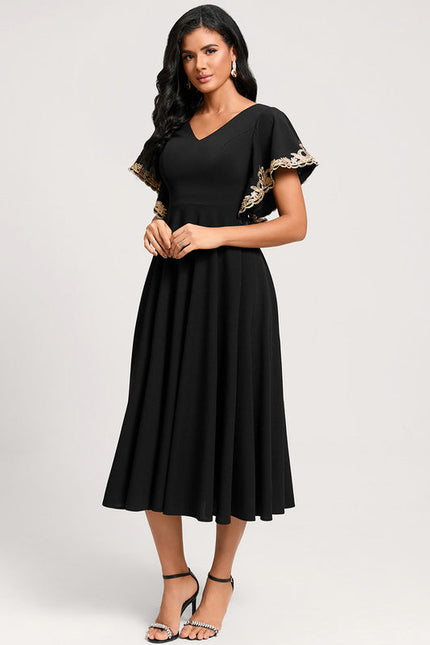 Robe Trapèze Chic À Appliques Dorées - gallery 4