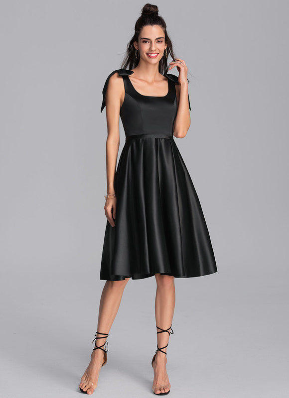 Robe Noire Luxe Satinée À Nœuds - gallery 3