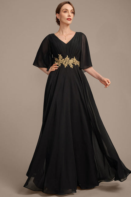 Robe Noire Luxe À Appliques Dorées
