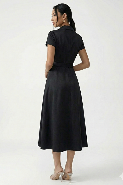 Robe Noire Luxe Satinée