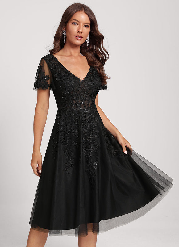 Robe Cocktail Tulle Brodée Élégante