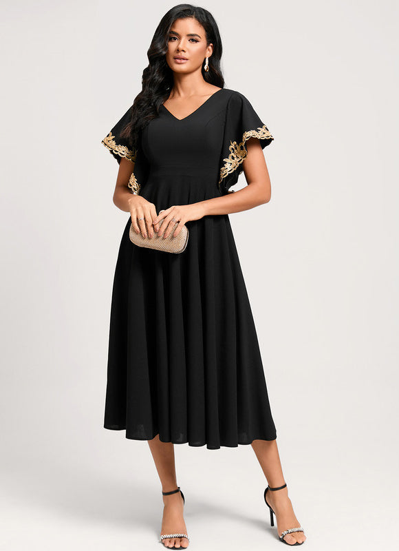 Robe Trapèze Chic À Appliques Dorées