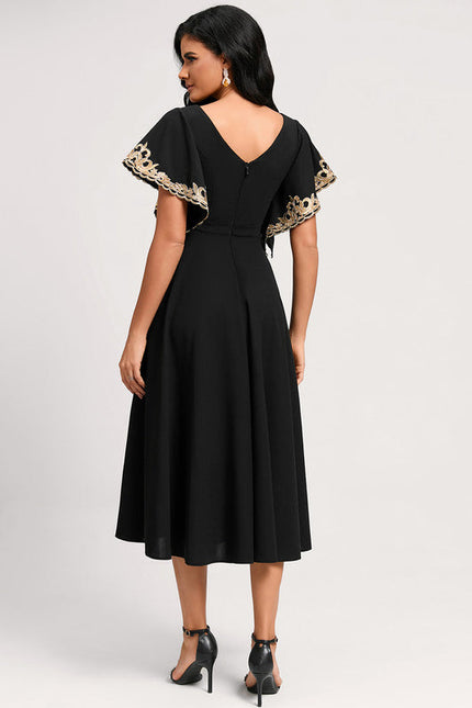 Robe Trapèze Chic À Appliques Dorées - gallery 2