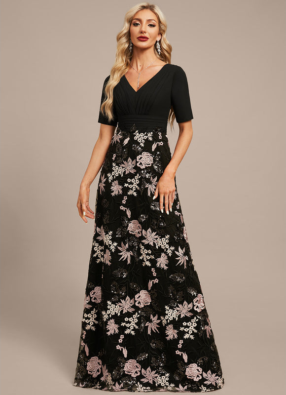 Robe Trapèze Florale Élégante Noire