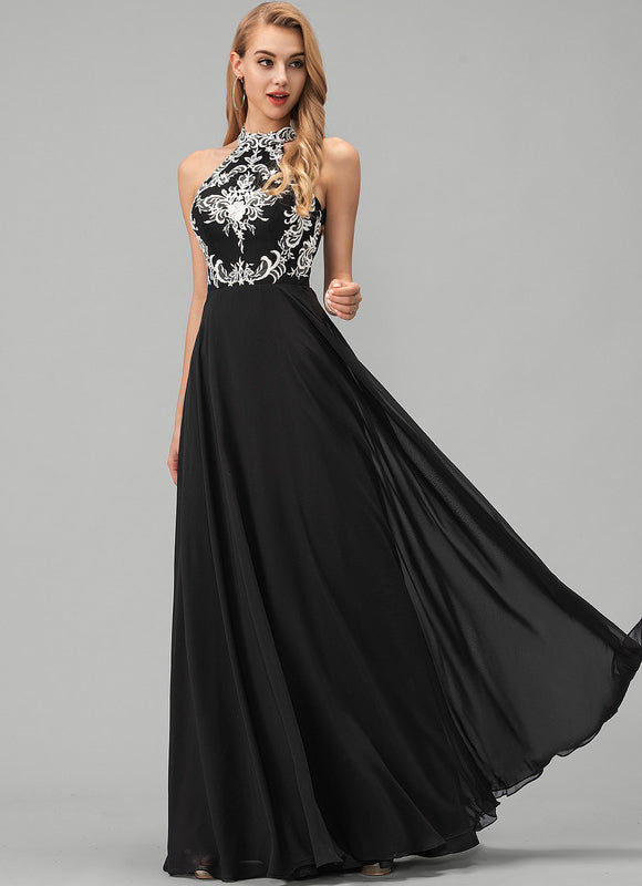 Robe De Bal Noire Brodée Élégante