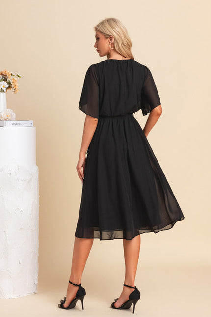 Robe Noire Chic À Manches Légères - gallery 2