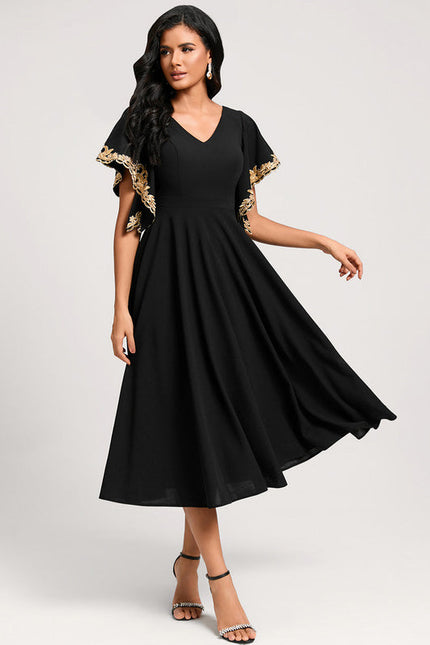 Robe Trapèze Chic À Appliques Dorées - gallery 3