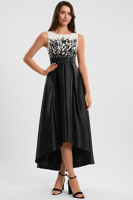 Robe De Bal Noire Élégante