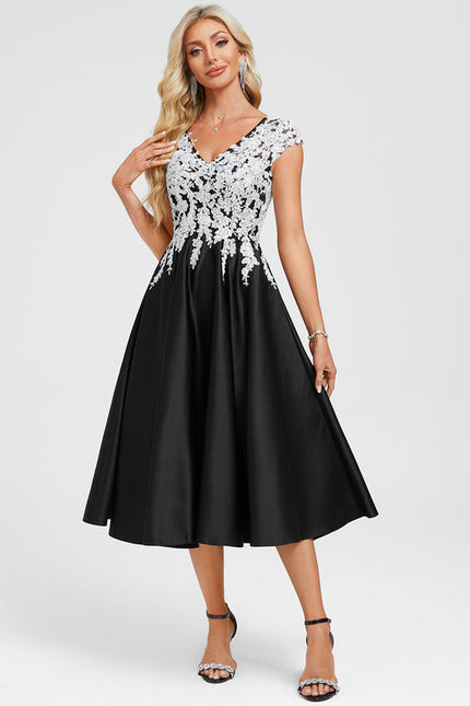 Robe Noire Décolleté Plongeant - gallery 1