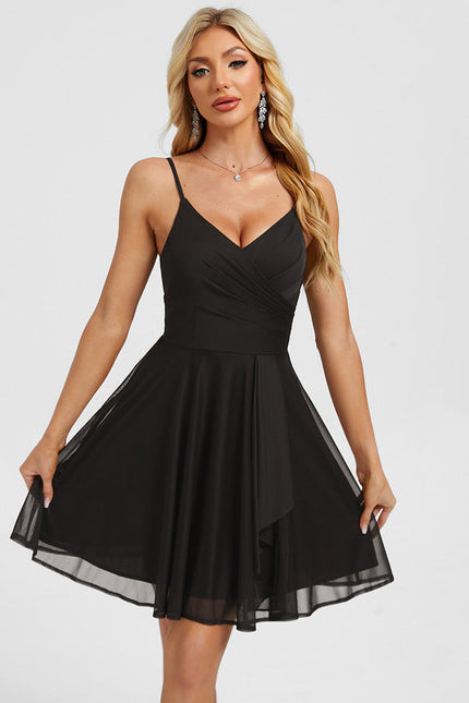 Robe Courte Fluide Élégante Noire