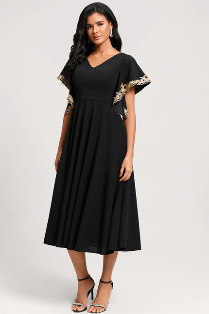 Robe Trapèze Chic À Appliques Dorées - gallery 1