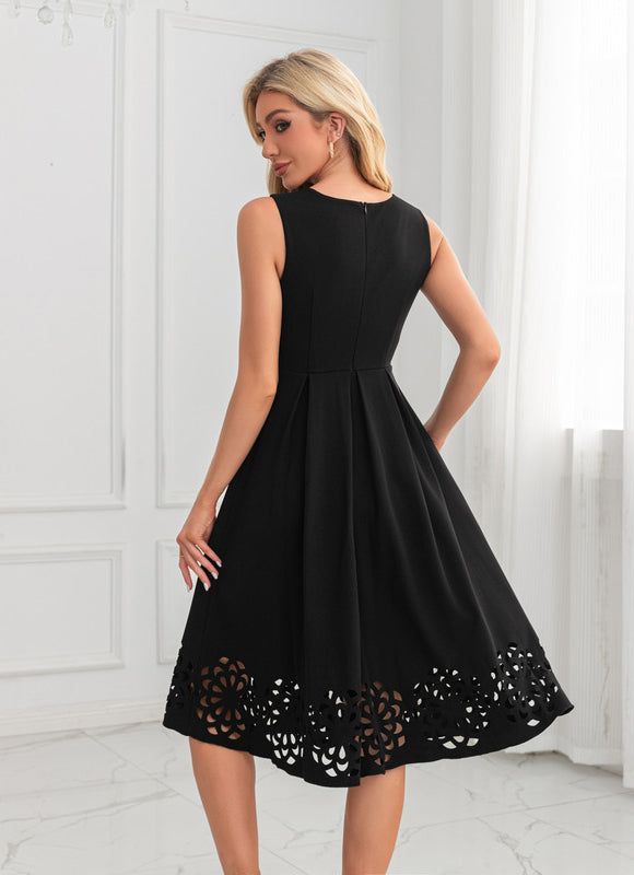 Robe Noire Avec Dentelle Décorative - gallery 4
