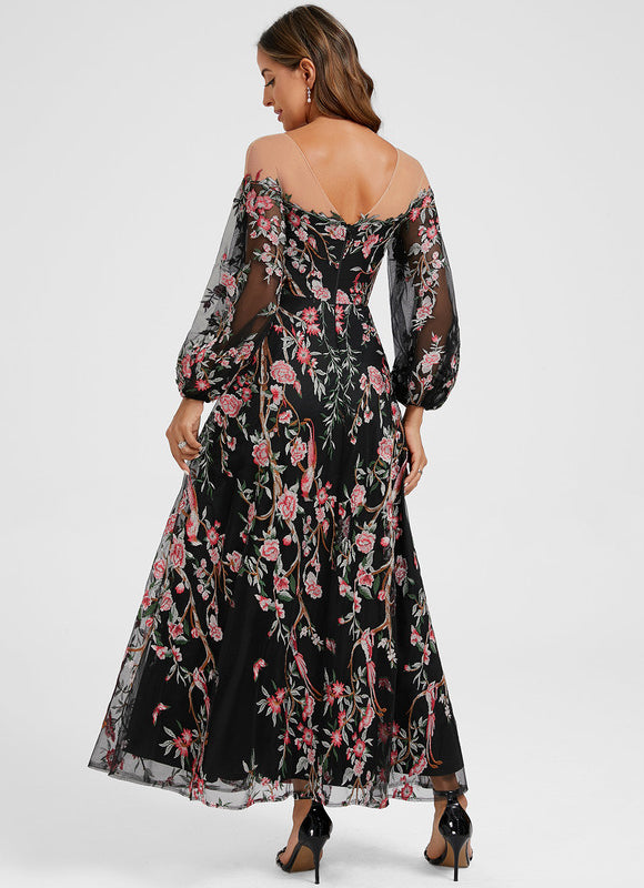 Robe Noire Et Accessoires - gallery 4