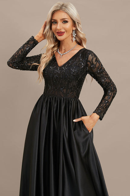 Robe Noire Luxe Satinée Élégante - gallery 1
