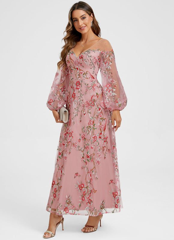 Robe Noire Et Accessoires - gallery 6