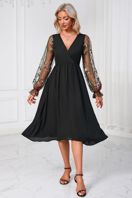 Robe Noire Luxe À Manches Brodées