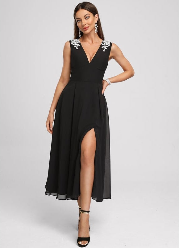 Robe Noire Luxe À Appliques