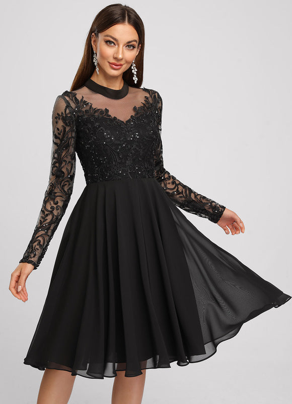 Robe Noire Luxe Dentelle Manches Longues - gallery 3