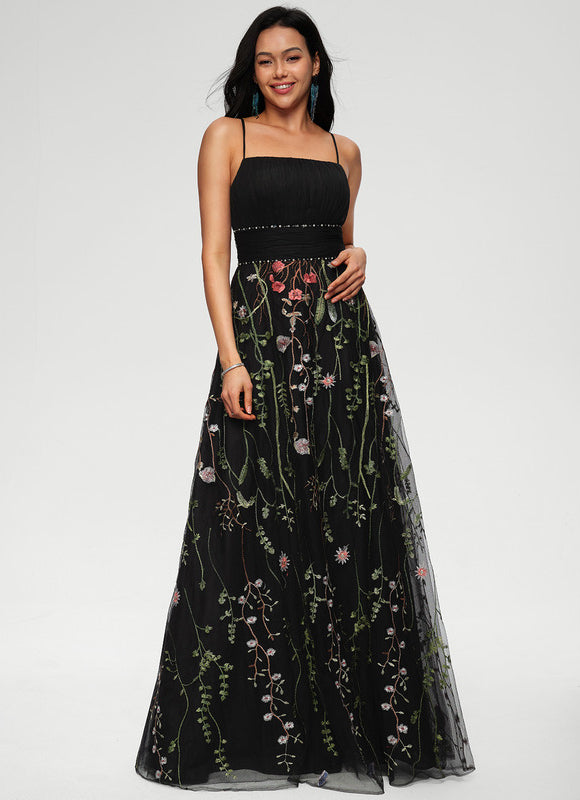 Robe Tulle Brodée Élégante Noire - gallery 2