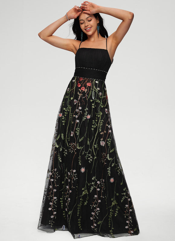 Robe Tulle Brodée Élégante Noire - gallery 1