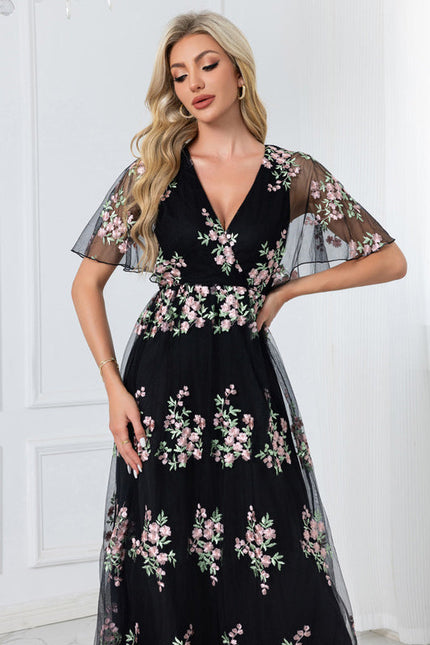 Robe Noire Broderie - gallery 2