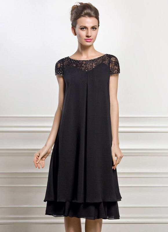 Robe Noire Chic À Dentelle Délicate