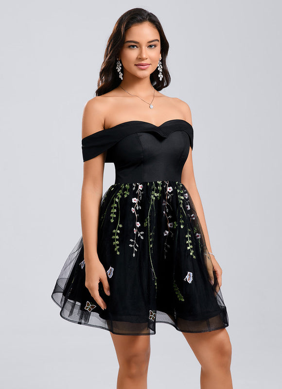 Robe Noire Tulle Brodé - gallery 2