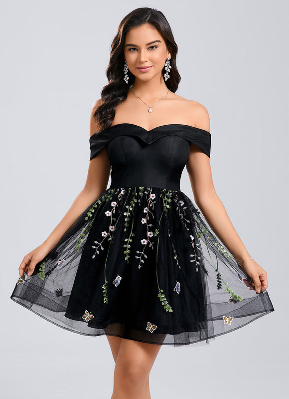 Robe Noire Tulle Brodé - gallery 1